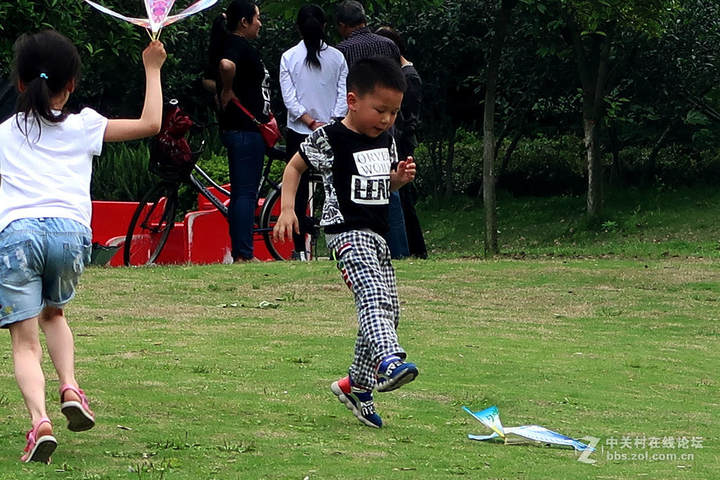 《飞》---献给孩子们