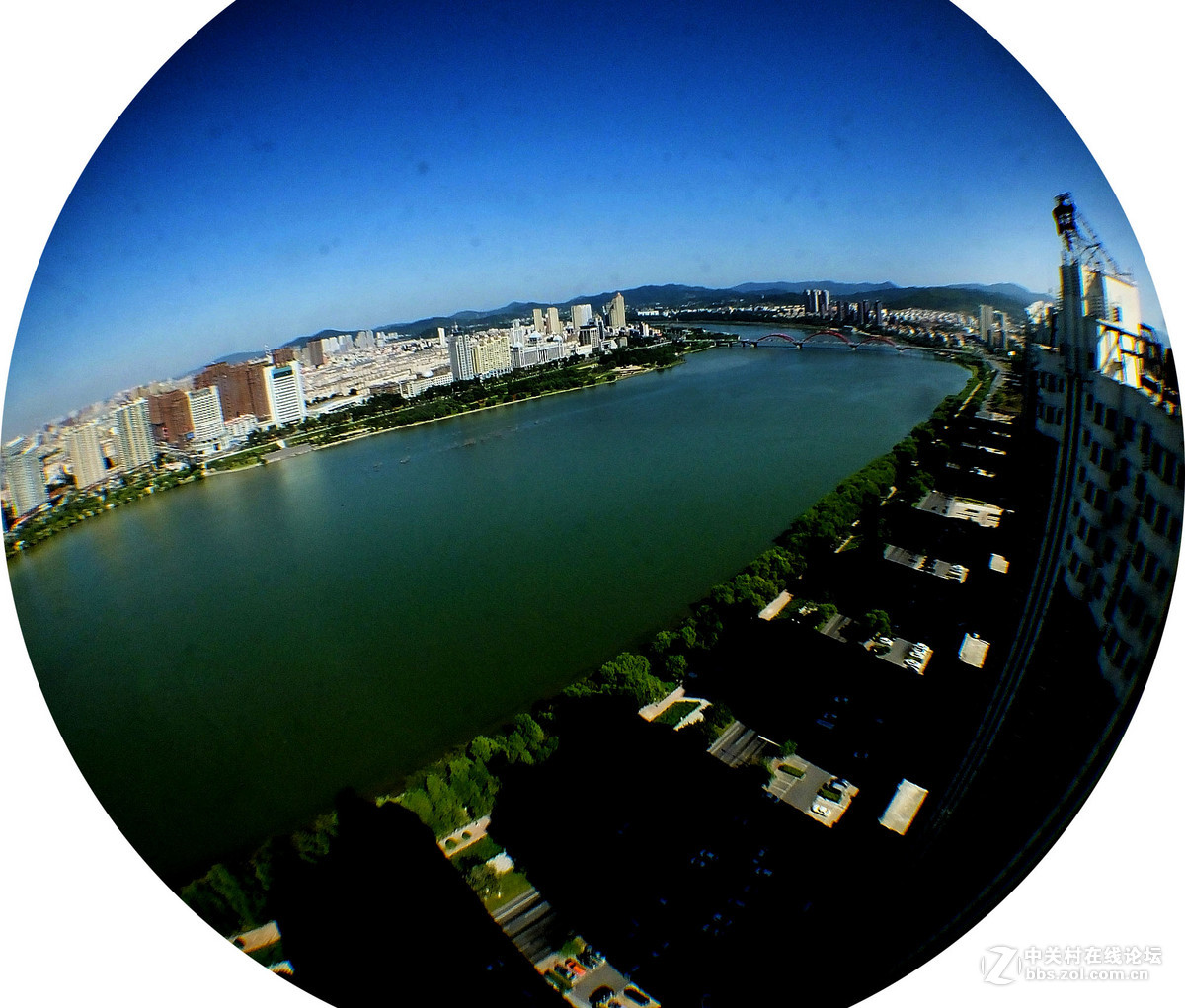 求指教，单反不能用鱼眼附加镜头