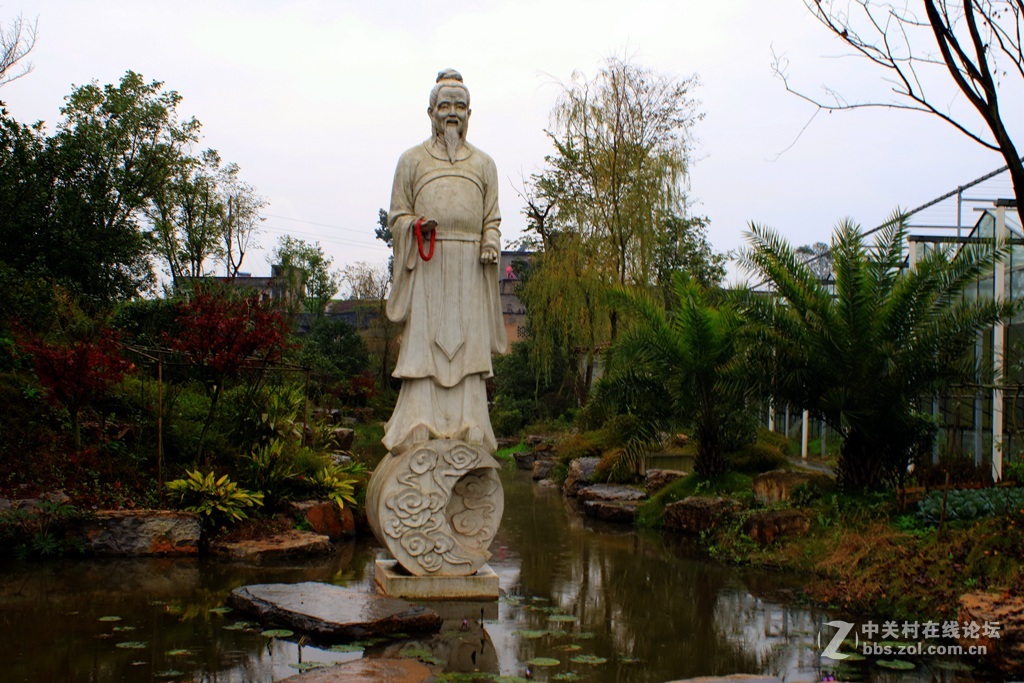 《M3绿莱28/2.8阴雨天试镜照》