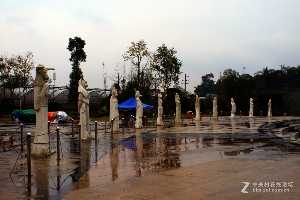 《M3绿莱28/2.8阴雨天试镜照》