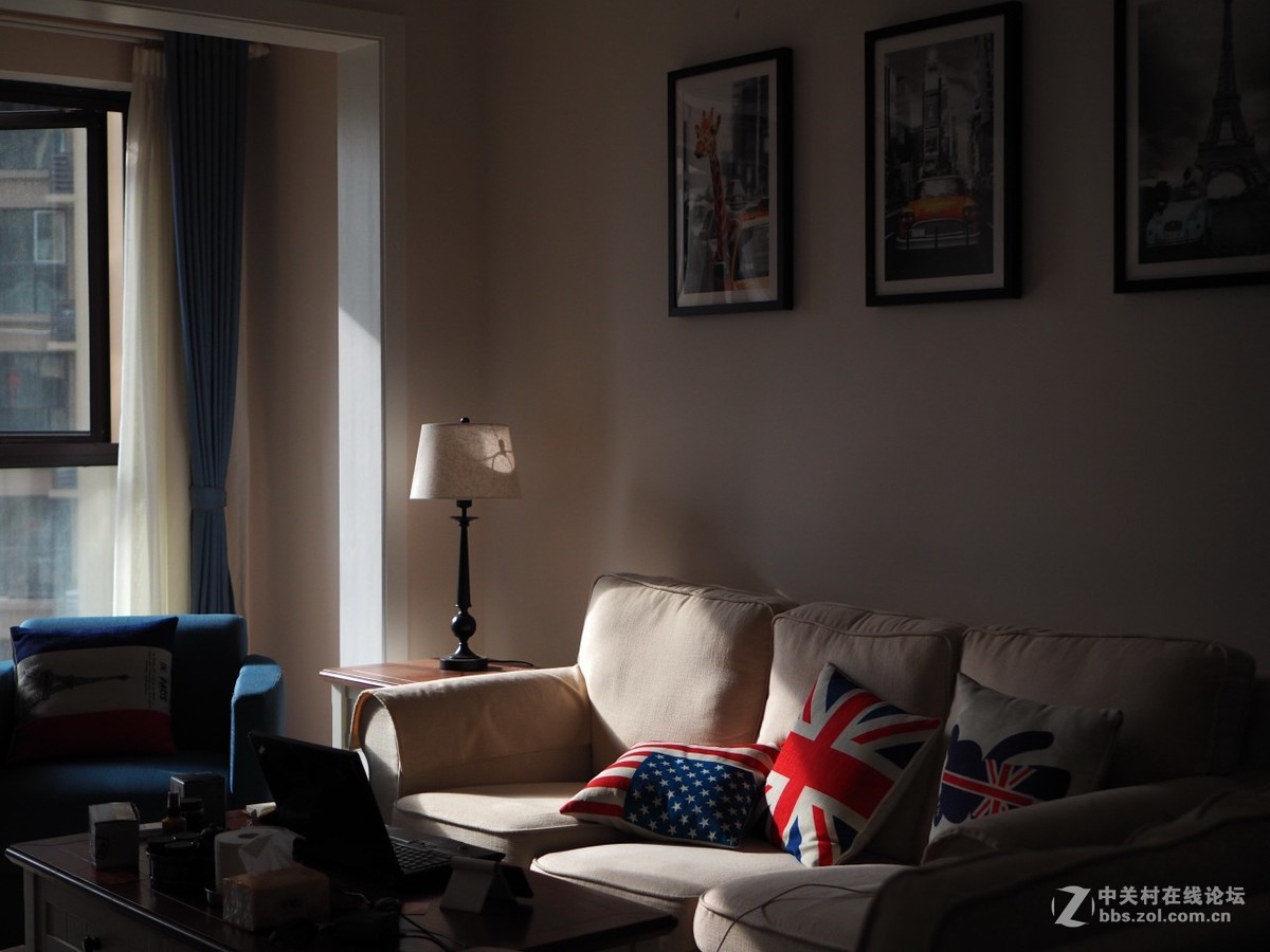 入手一月，发几张近期随拍。