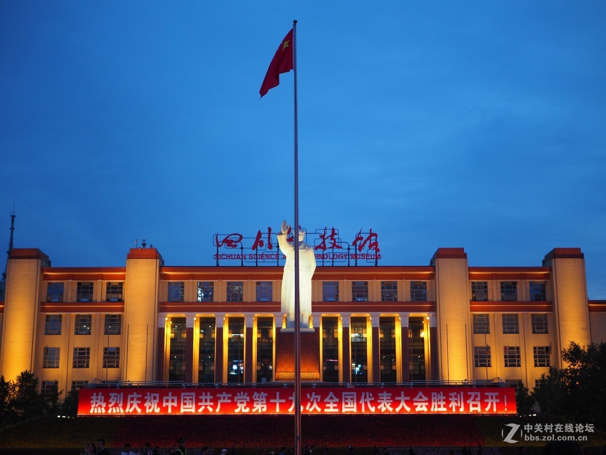 入手一月，发几张近期随拍。