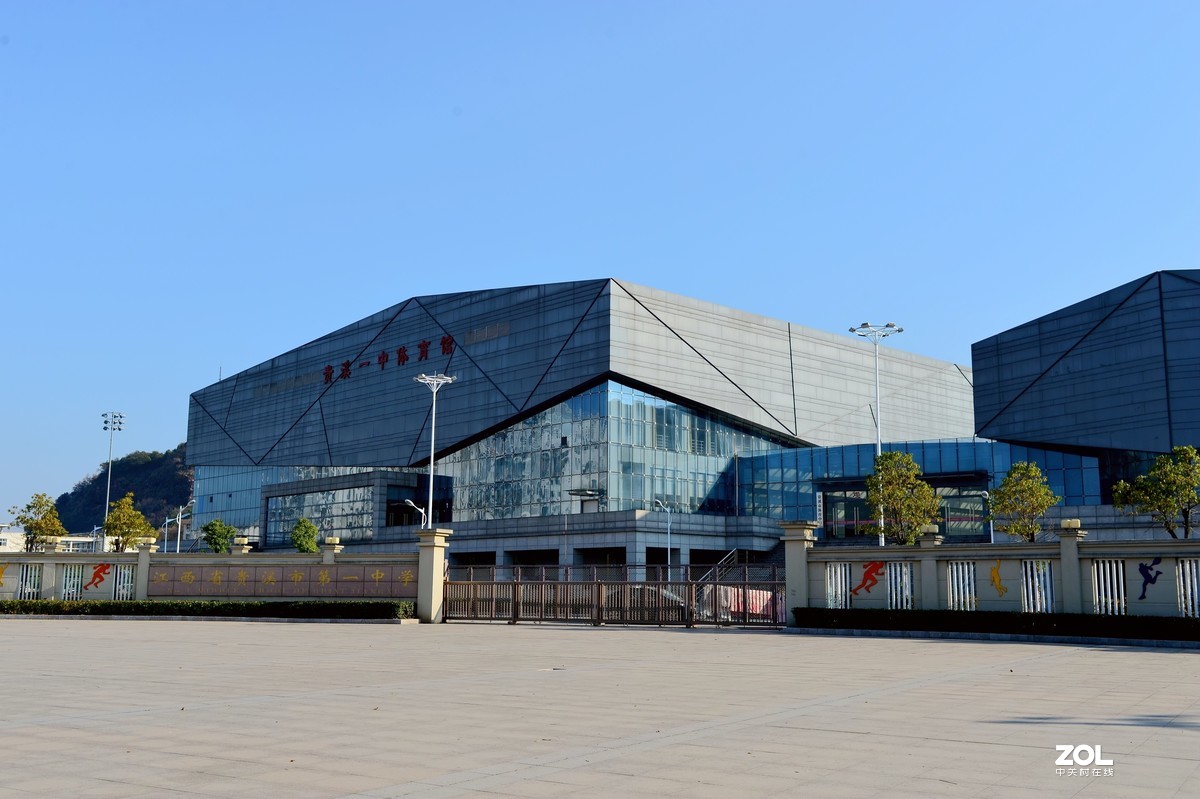 尼康DF单反相机+尼康35mm f/2D镜头