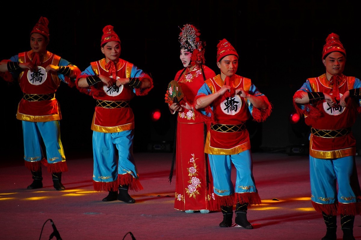 豫剧表演艺术家王红丽之抬花轿