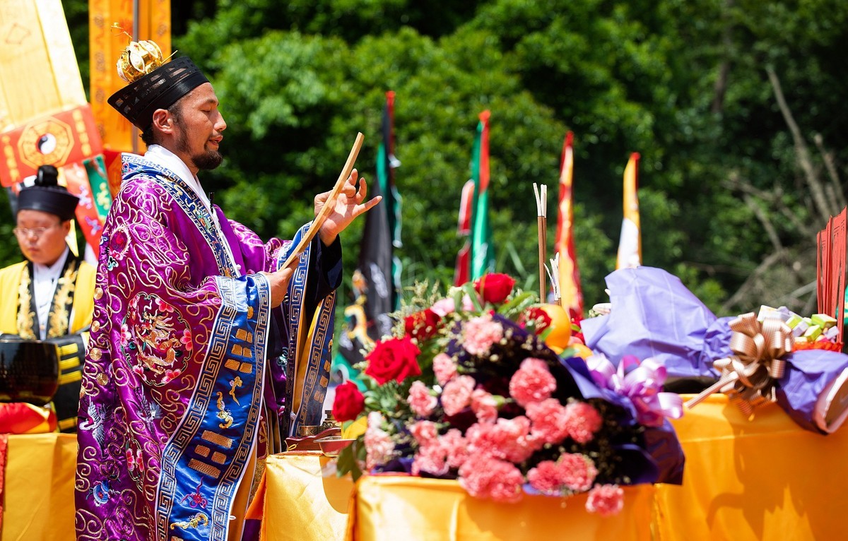 江西玉笥山：举办首届开坛法会