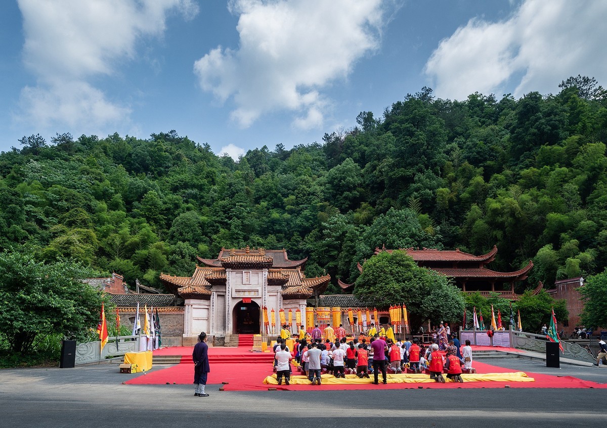江西玉笥山：举办首届开坛法会
