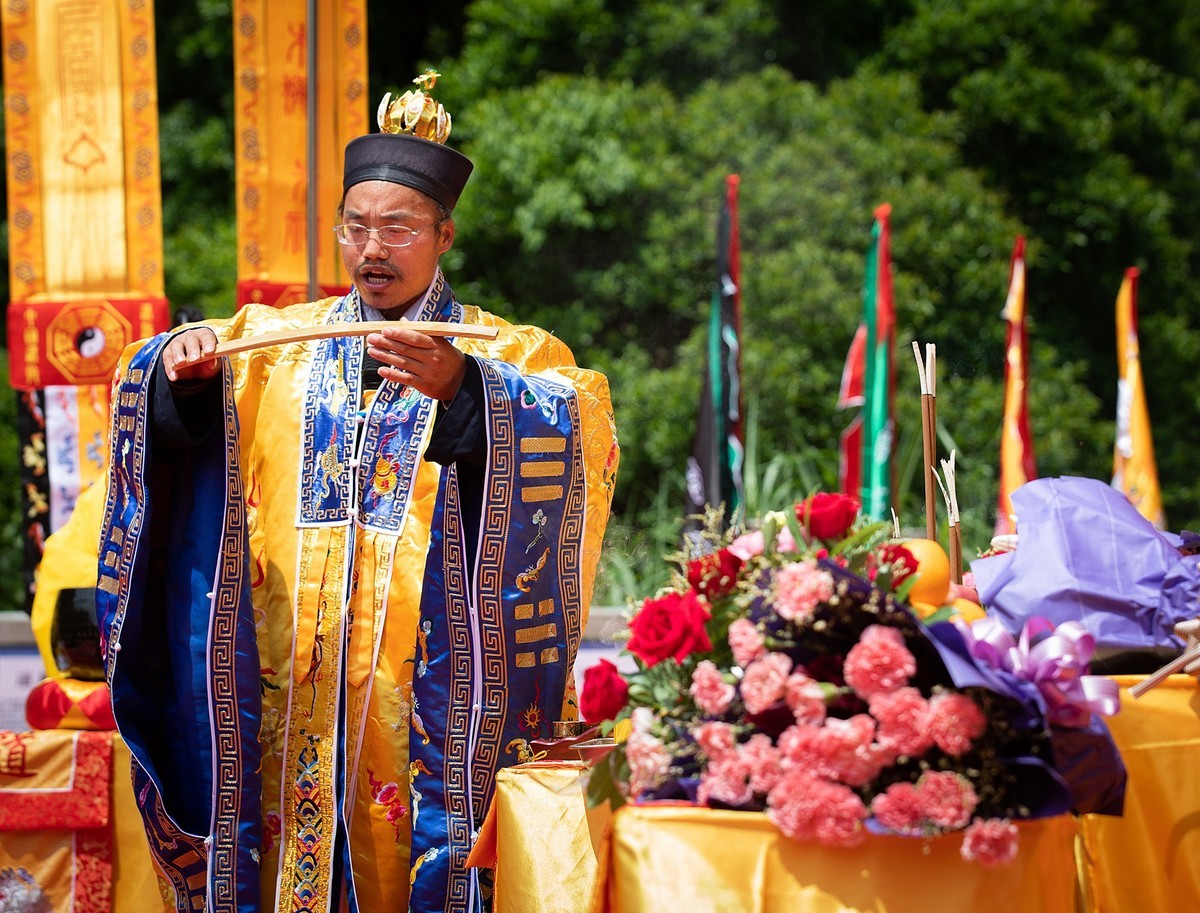 江西玉笥山：举办首届开坛法会