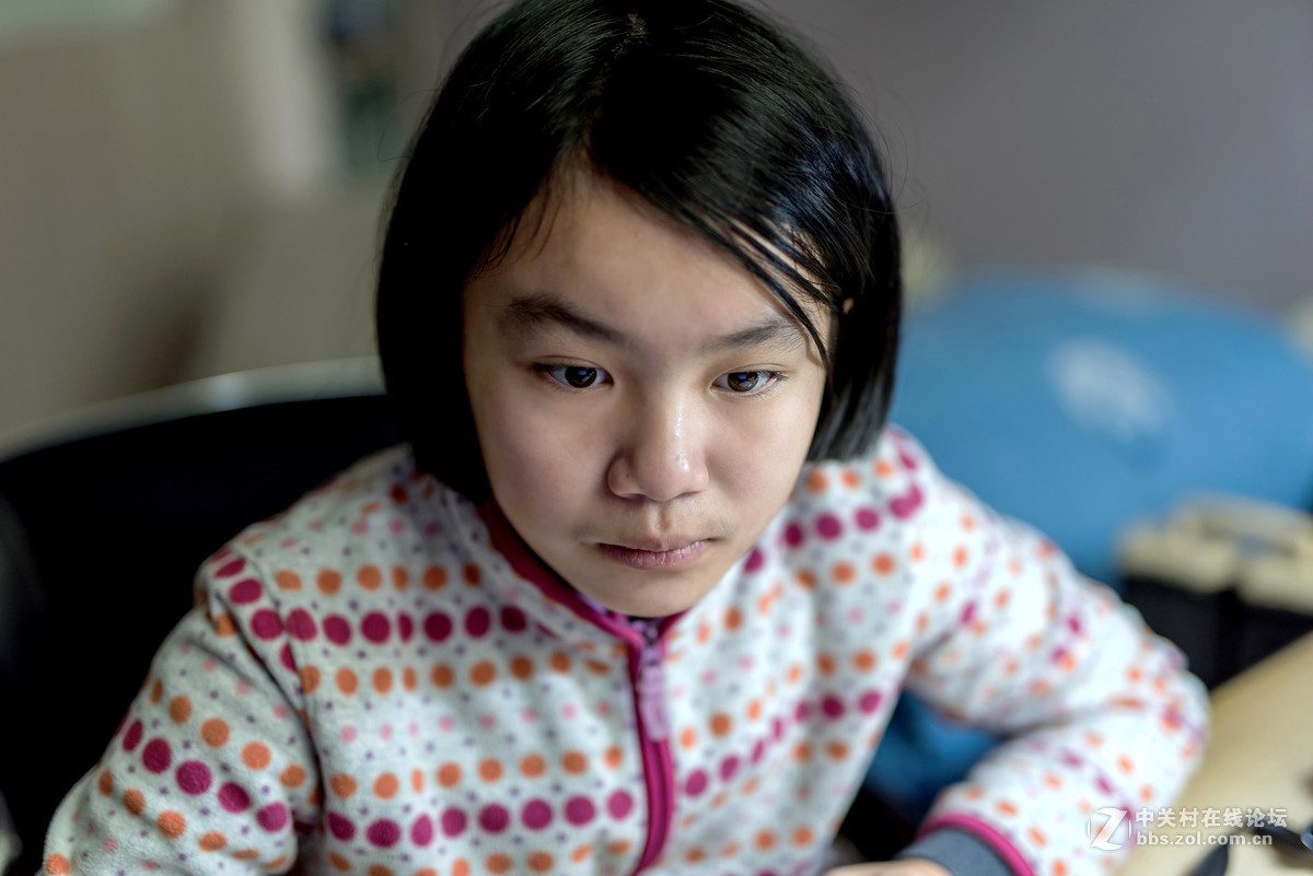 适马50/1.4art新头到货，拍几张家里的御用模特及热带鱼试镜