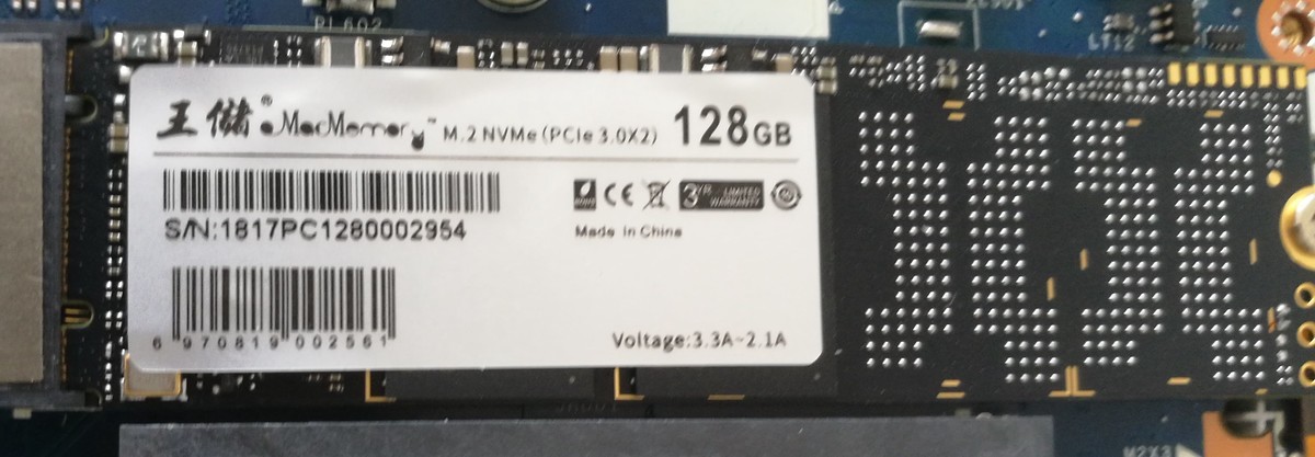 安装 系统 硬盘模式选AHCI 还是Intel RST premium