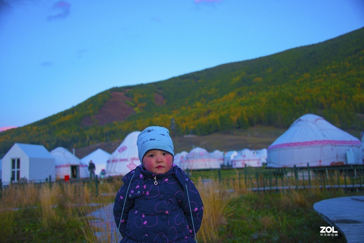 一位哈萨克族的小MM