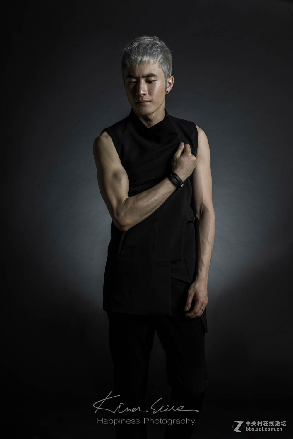 男生个人形象照一组这样棒棒哒的身材不要留口水哦