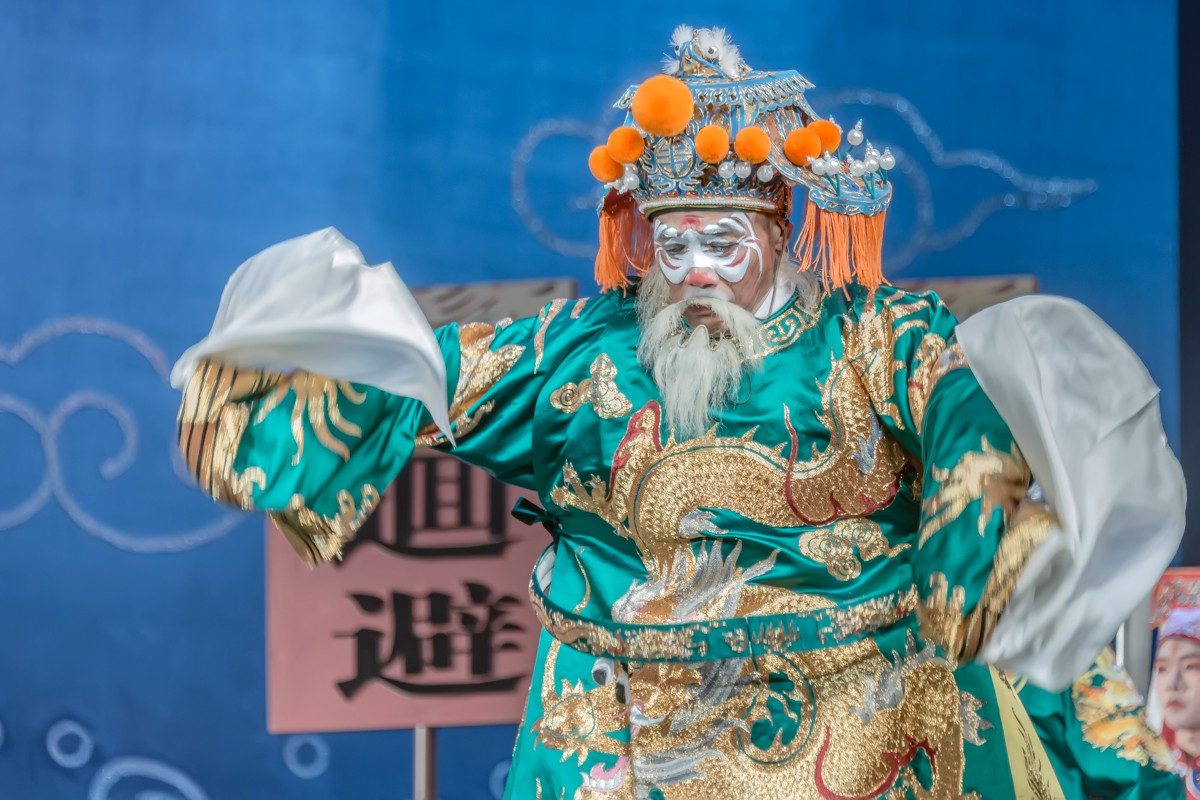 舞台摄影  川剧“铡美案”之《圣旨连摧放附马，包公怒铡陈世美》