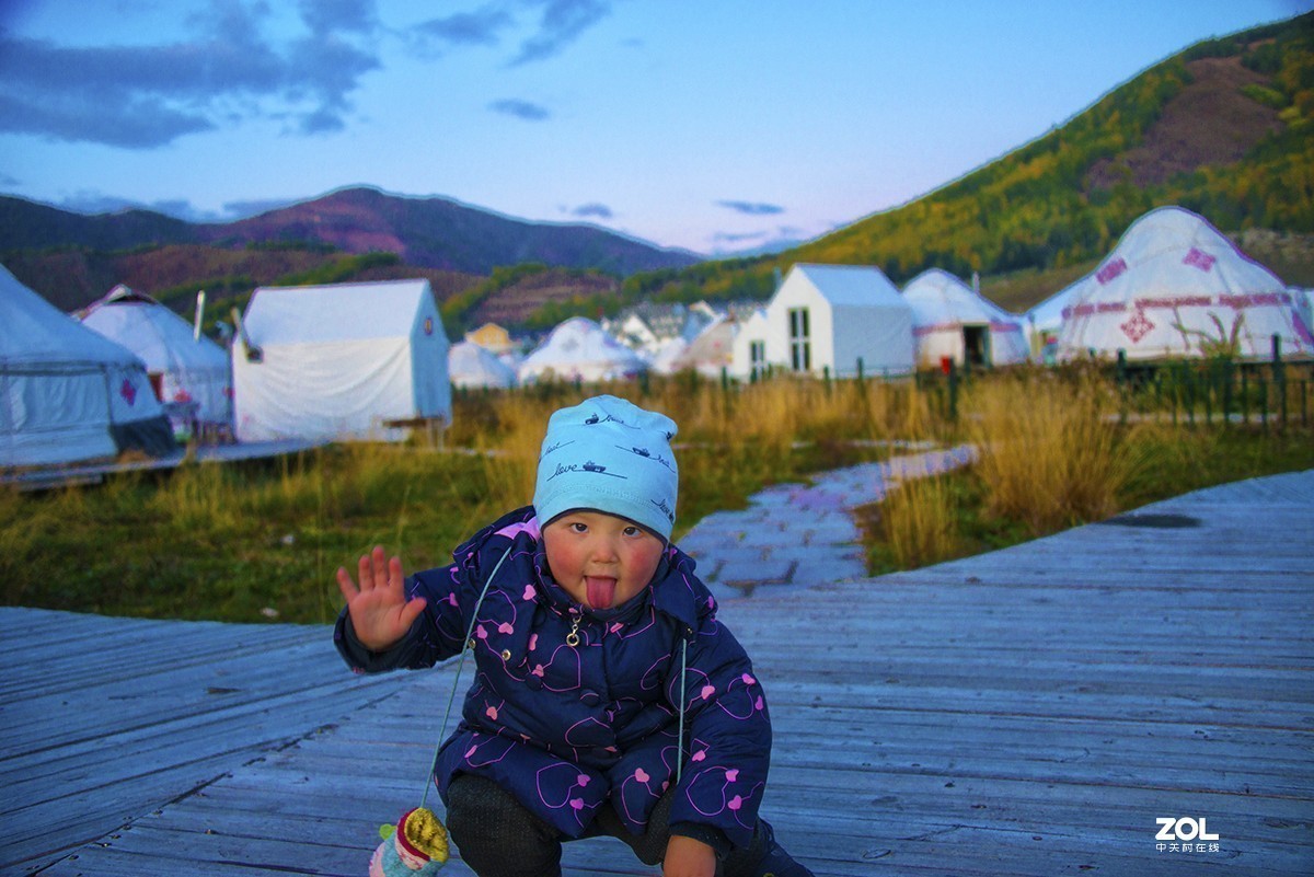 一位哈萨克族的小MM