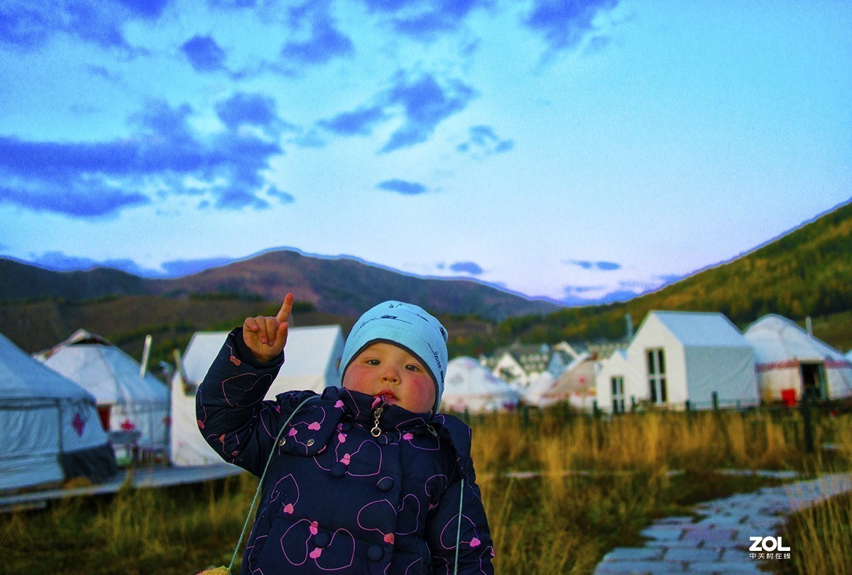 一位哈萨克族的小MM