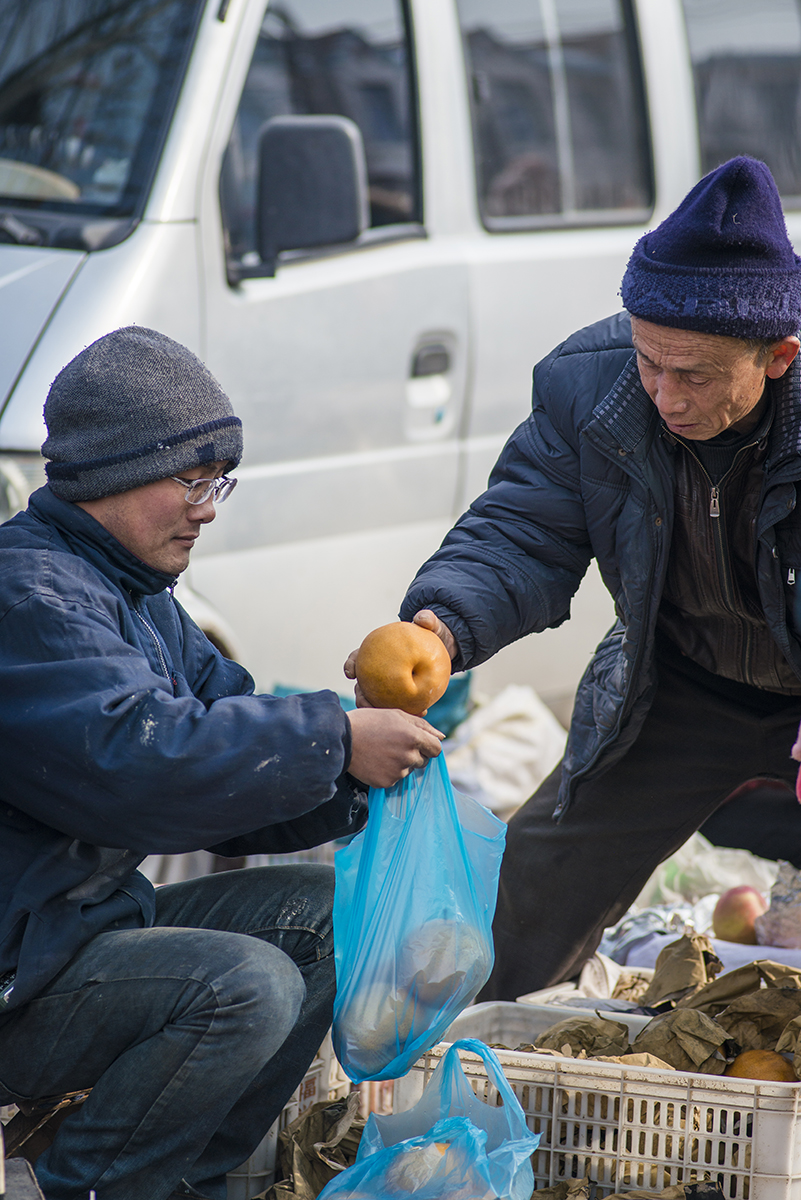 过年 赶农村大集