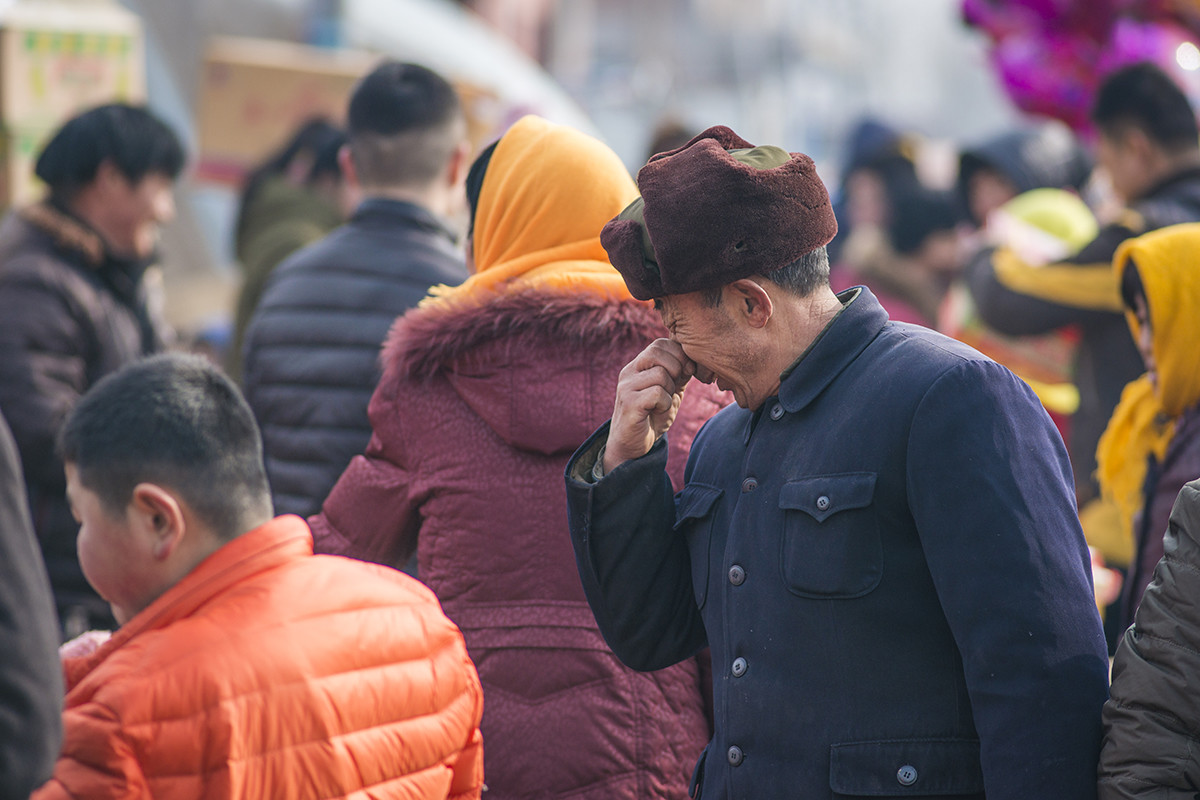 过年 赶农村大集