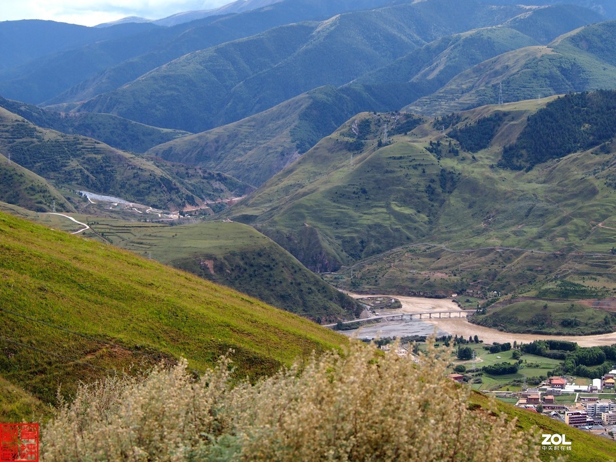 被山包围的小县城（下）
