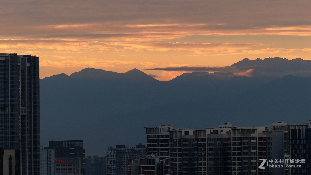 那城那雪山那晚霞