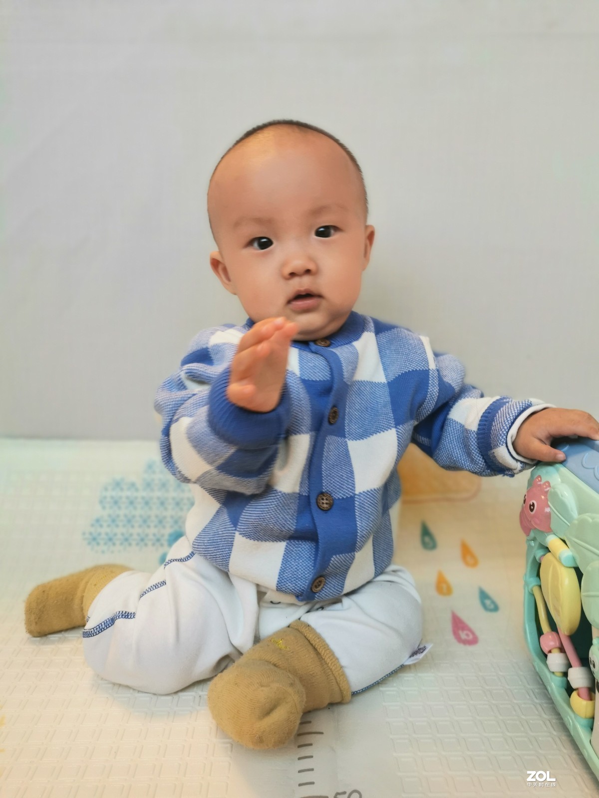 宝宝九个月