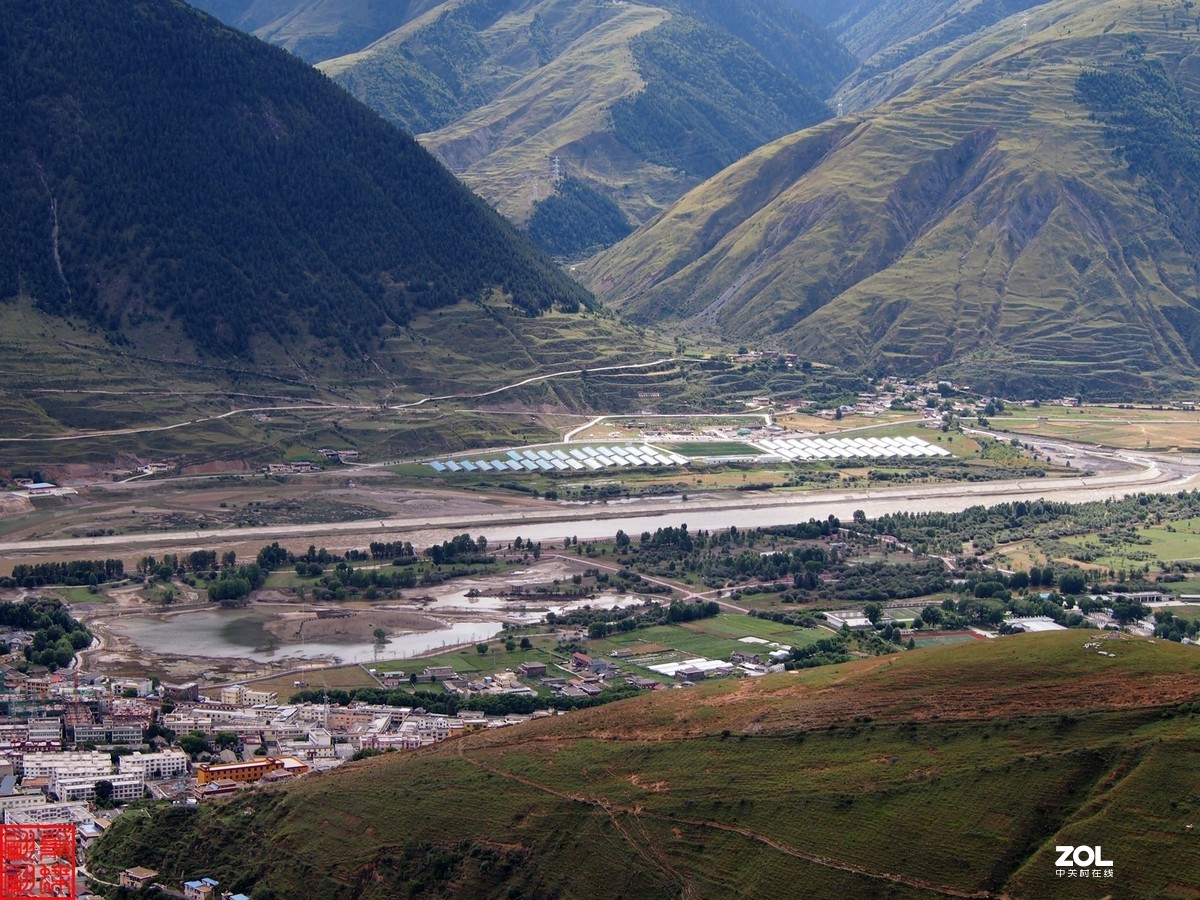 被山包围的小县城（下）