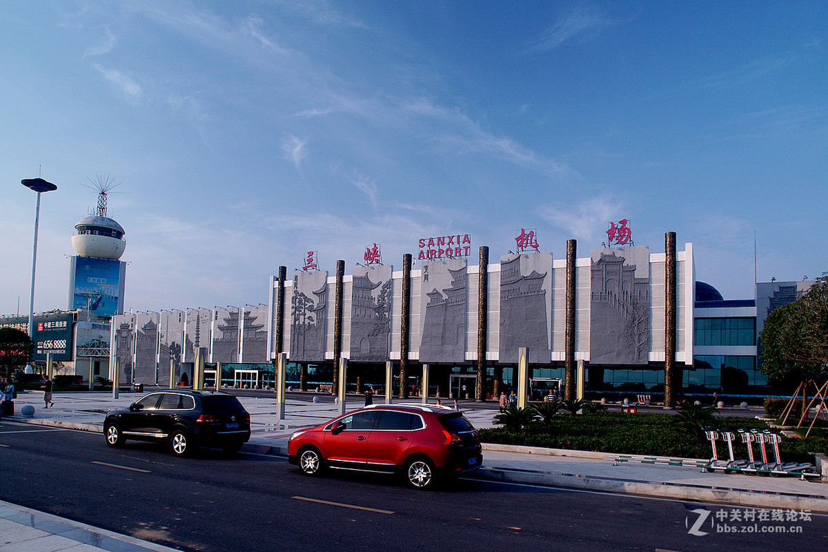 三峡机场老蛙广角微距镜头