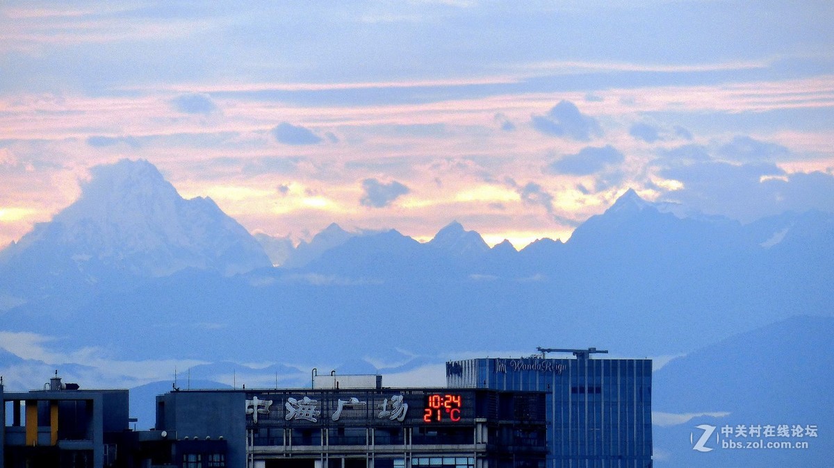 那城那雪山那晚霞
