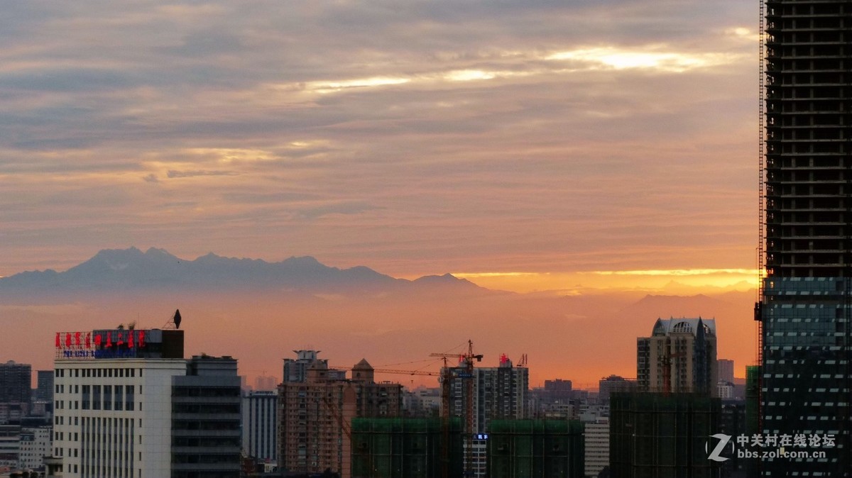 那城那雪山那晚霞