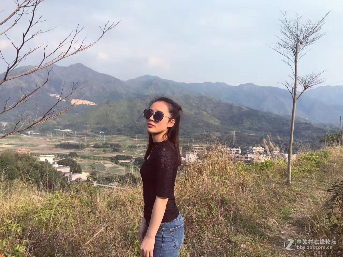 中关村深圳4月16号星期天深大人像创作—畅想足球激情--展现青春魅力