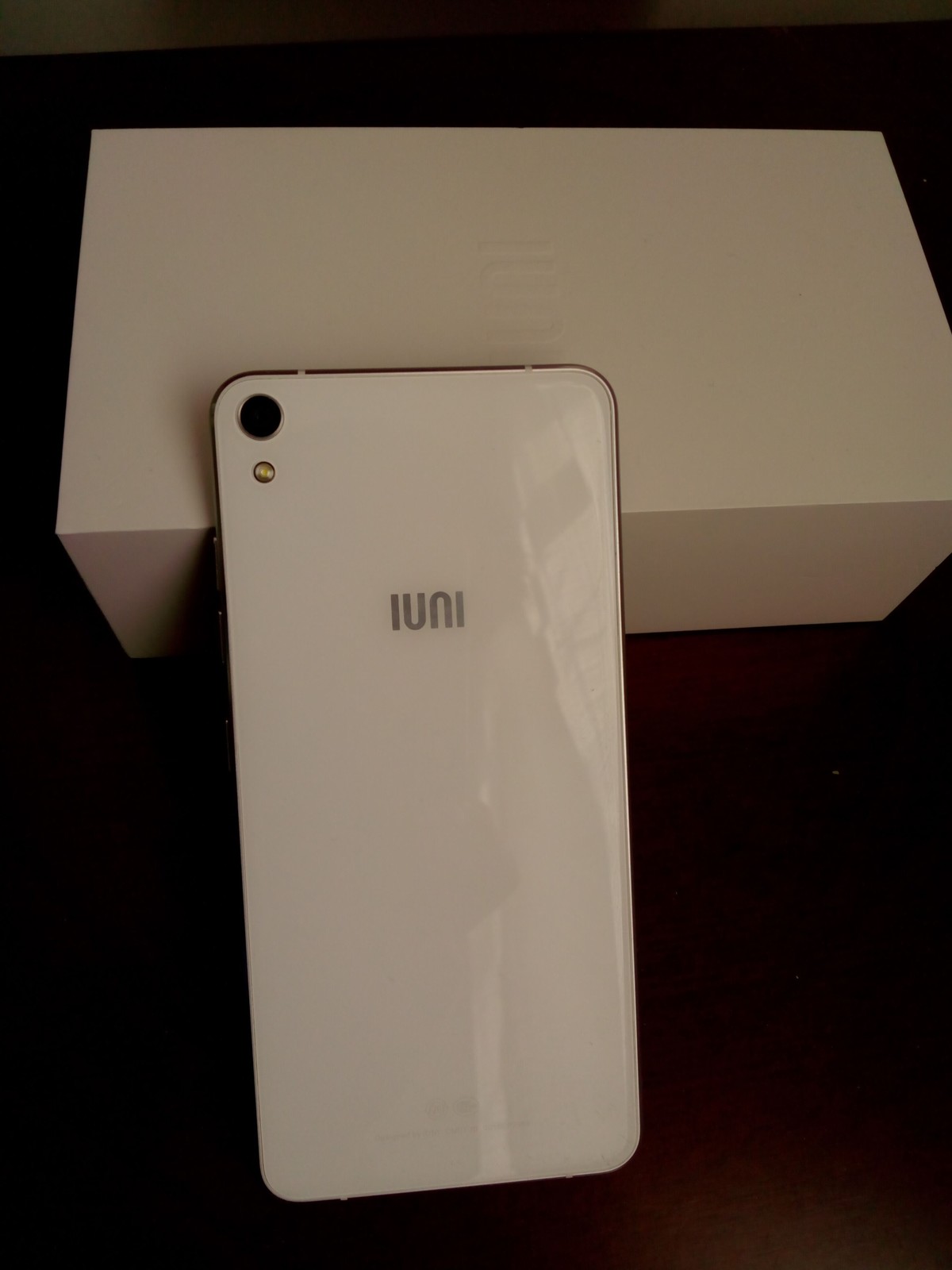 高质感iuni n1手机体验