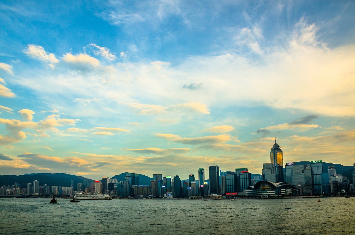 (重发)2016年8月的香港维多利亚港