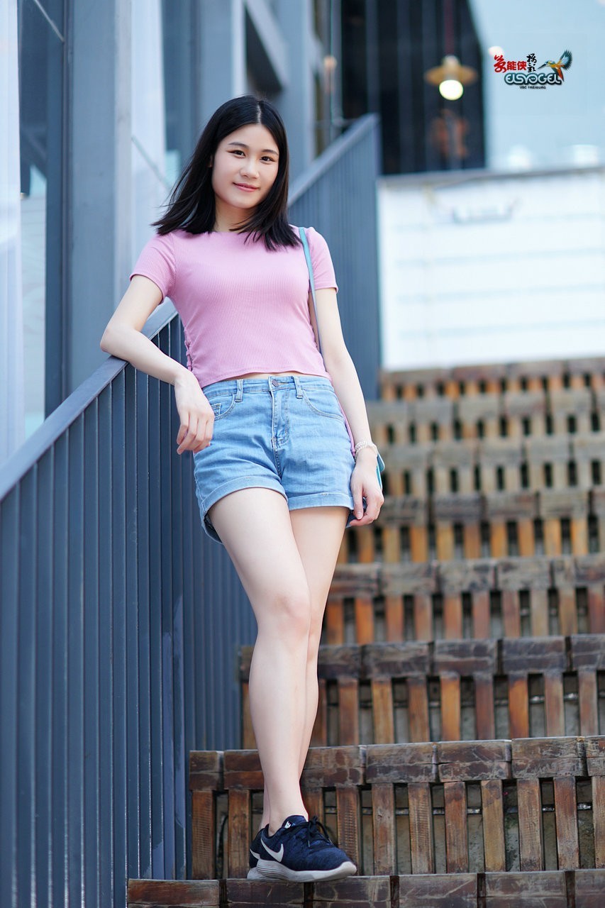 【永庆坊复古街美女】 ----嘉茵