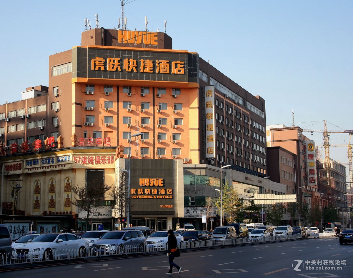 市府大路随拍影--------2015.10.14日 沈阳市府大路行摄 随拍 早自习 分享