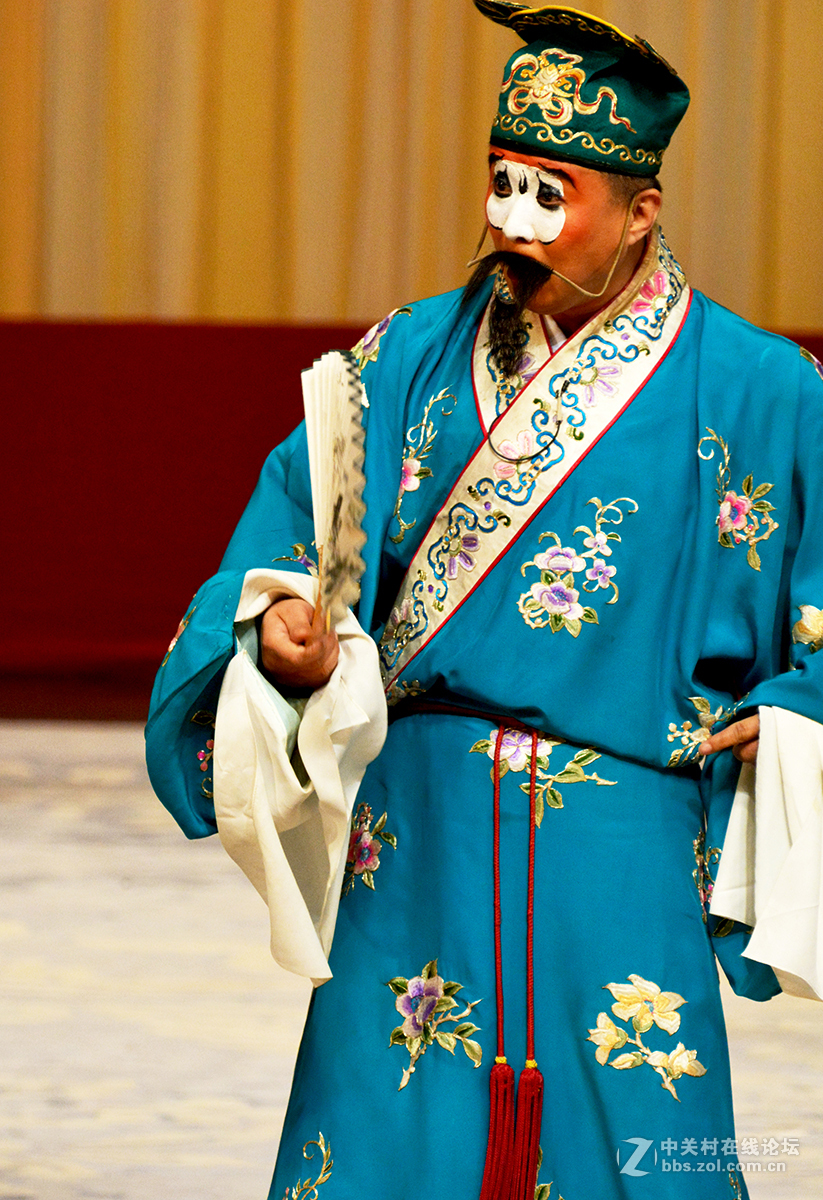 京剧锁麟囊剧照20150415刘桂娟主演