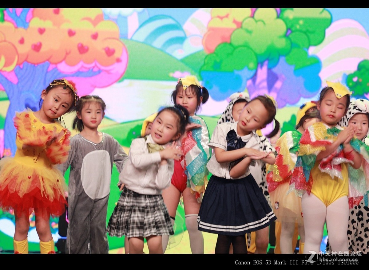 伊对伊儿童教育八周年庆汇报表演插曲