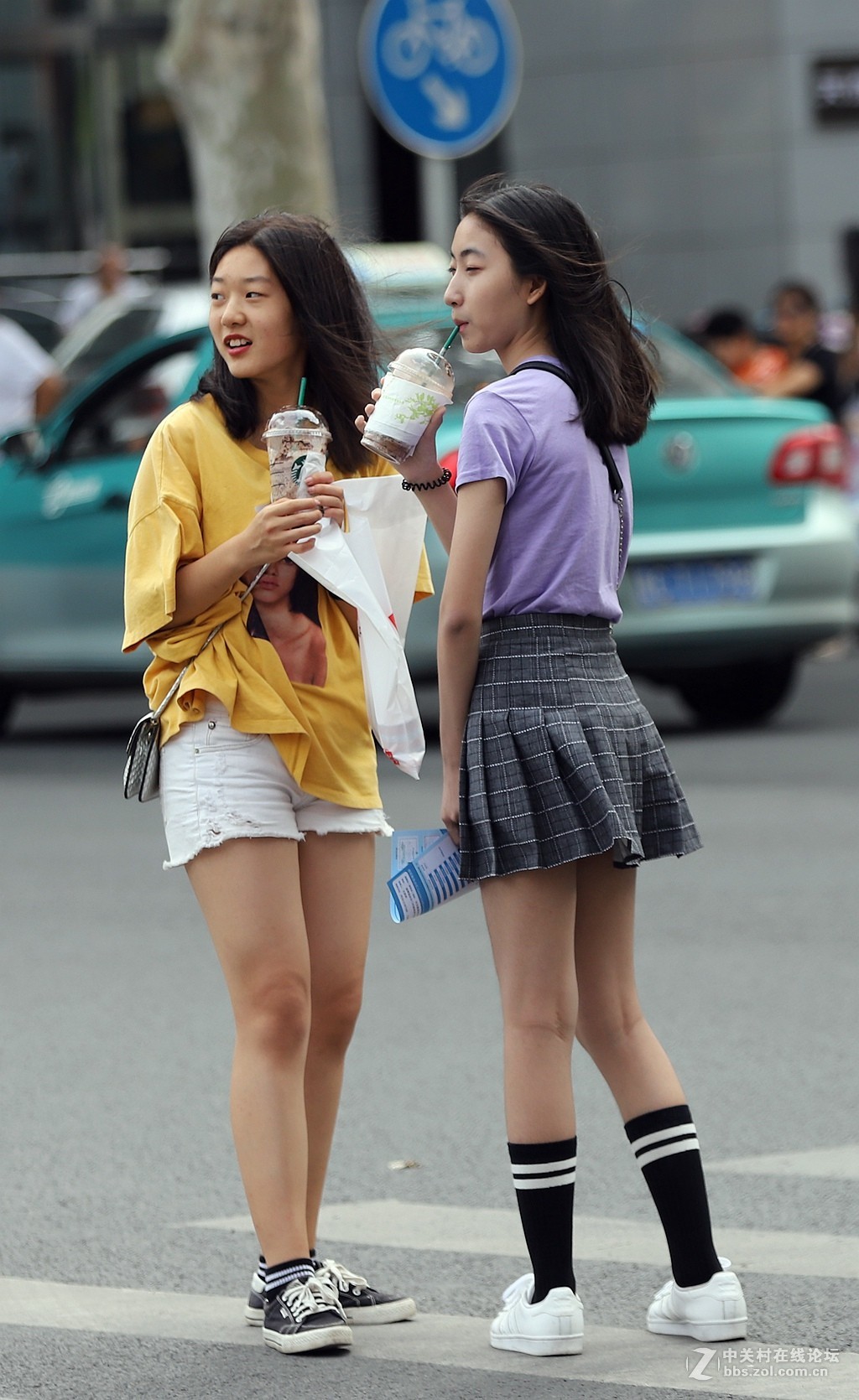 小白兔美腿组图，第一次被指着抗议了