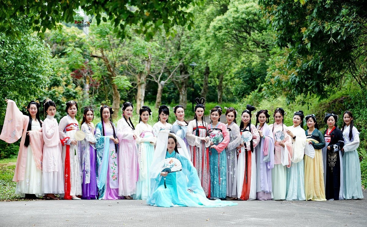 【春季佳人荟活动·古风美女】大合照