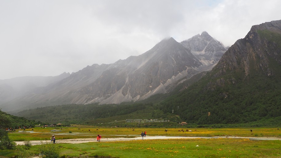 轻装上阵，行摄川西（新都桥-理塘-稻城亚丁）