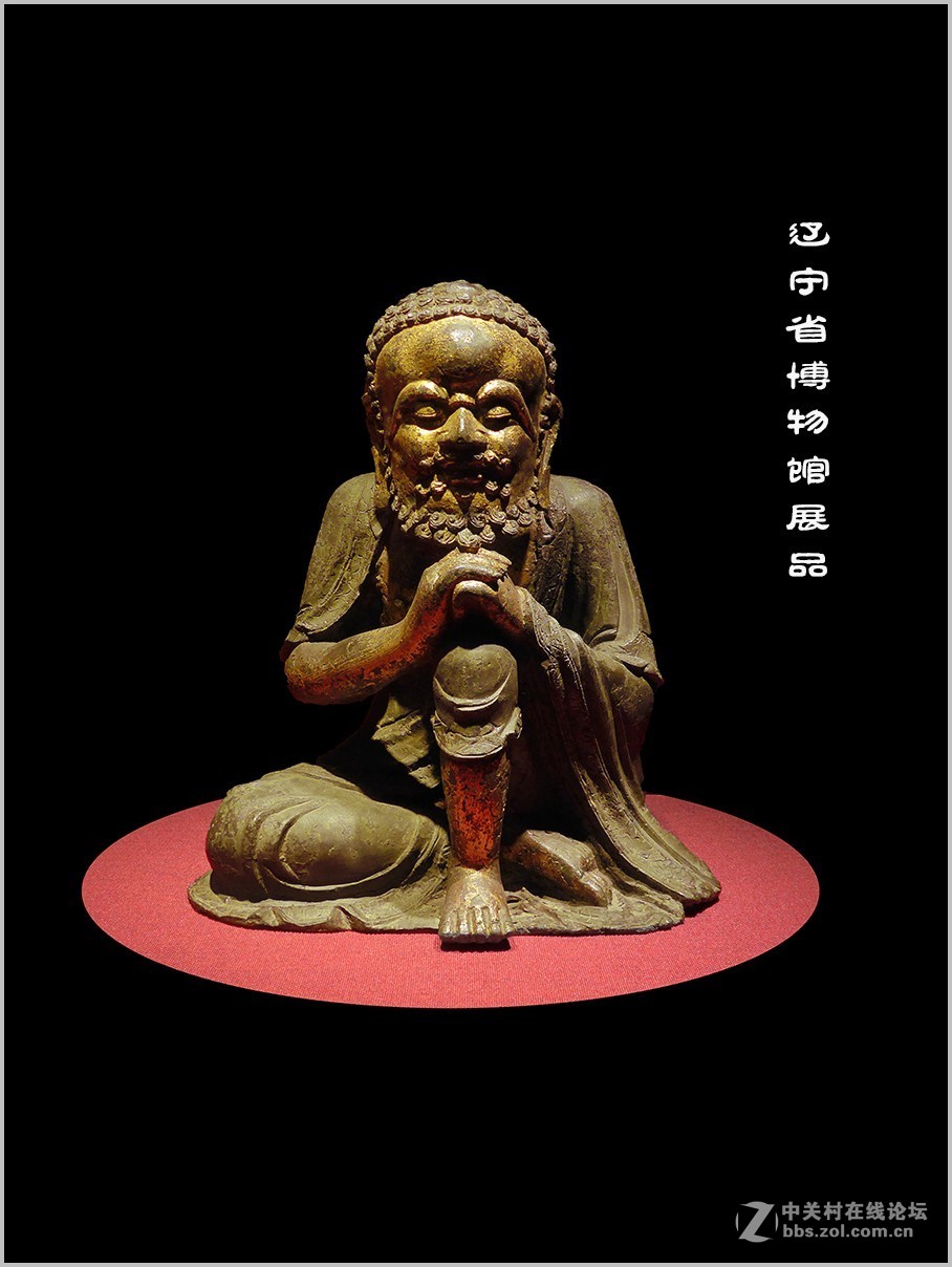 辽宁省博物馆的金佛艺术品