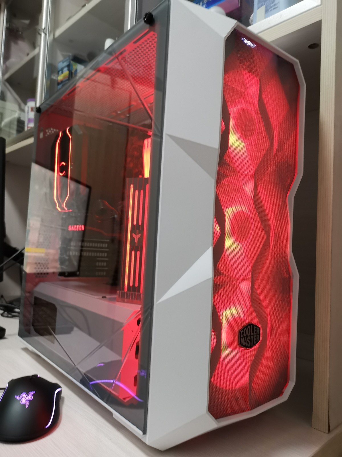 酷冷至尊TD500L与新出的TD500MESH，有哪些不同？