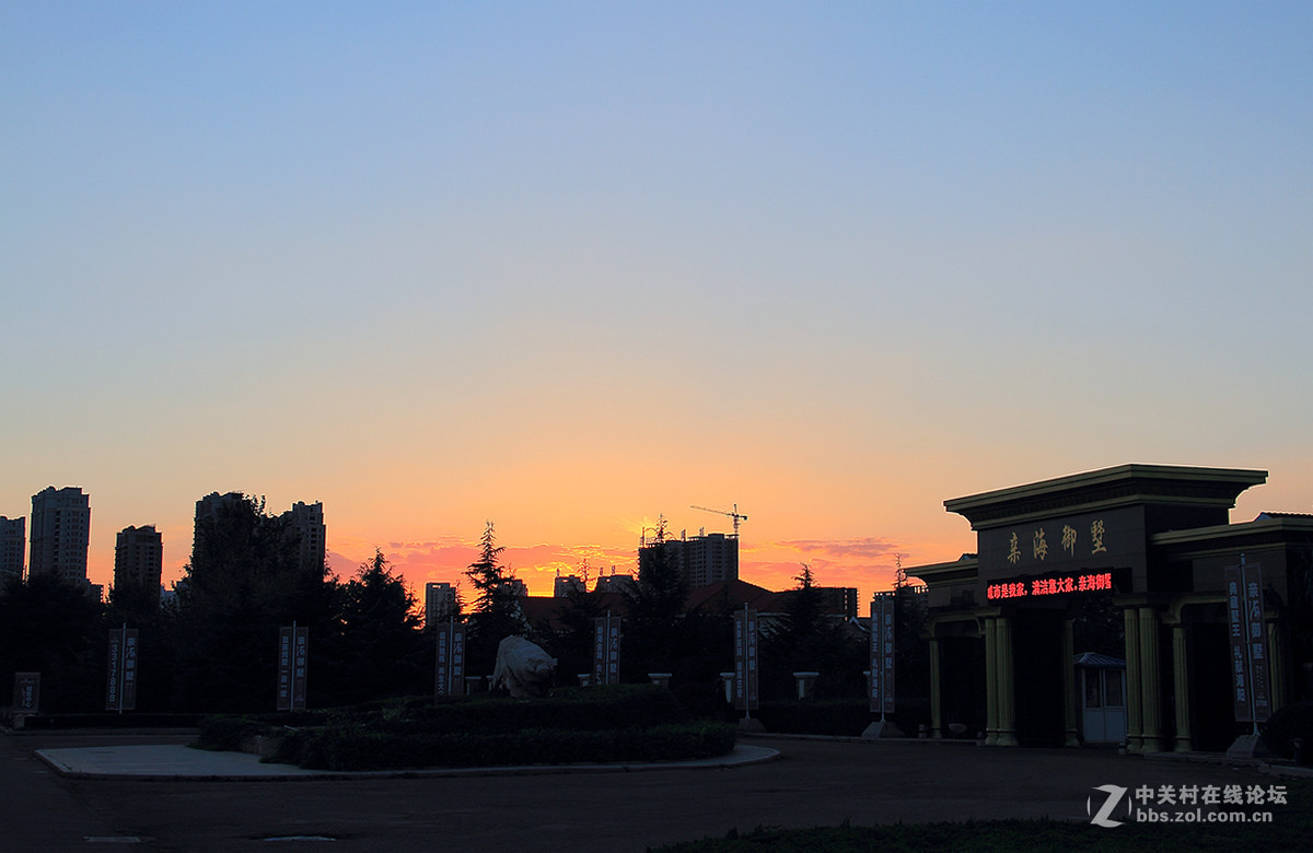 素颜淡抹俏入妆，清风阵阵心神旷【闲摄身边景】