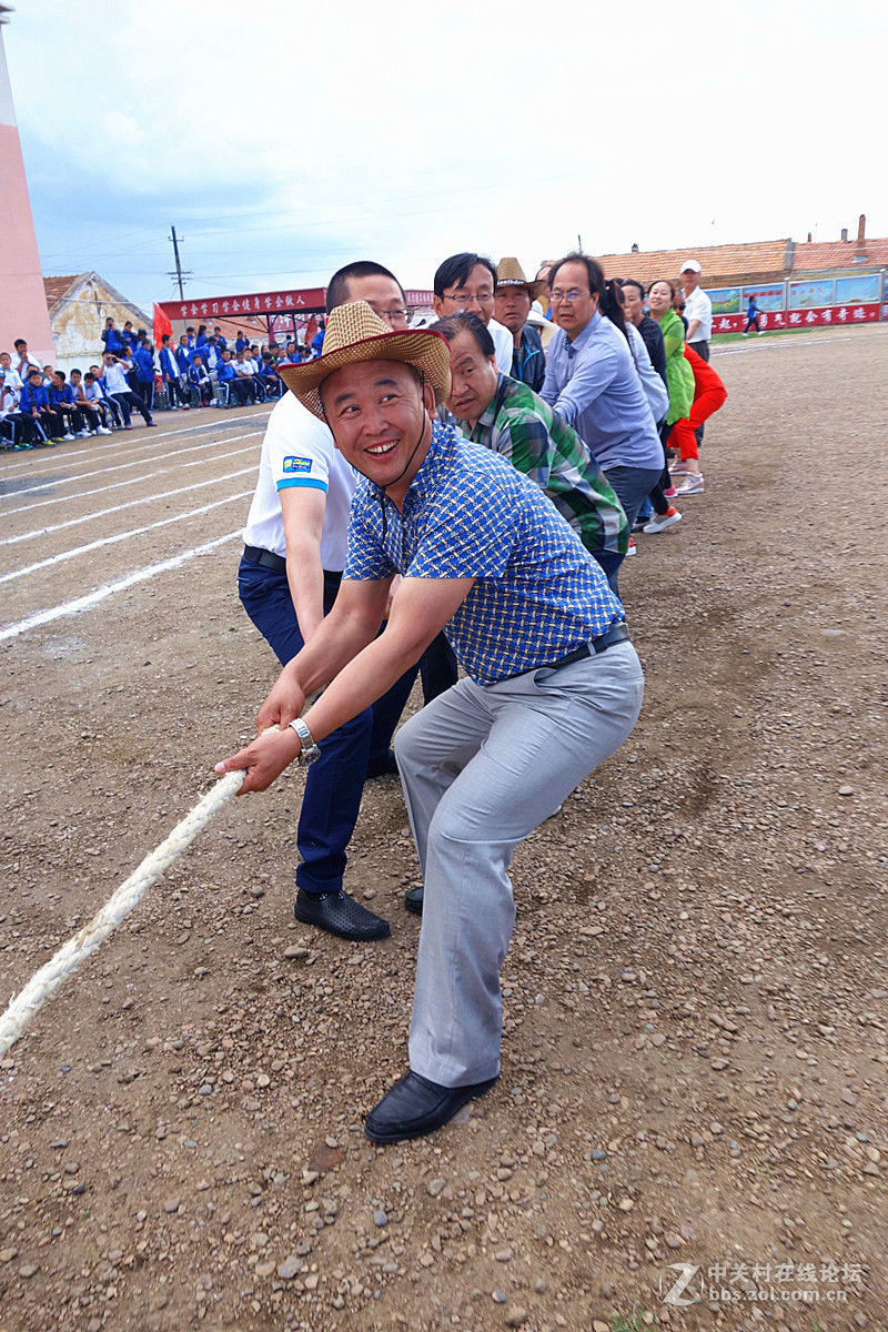 教师风采【南北校教师友谊赛（拔河比赛）】