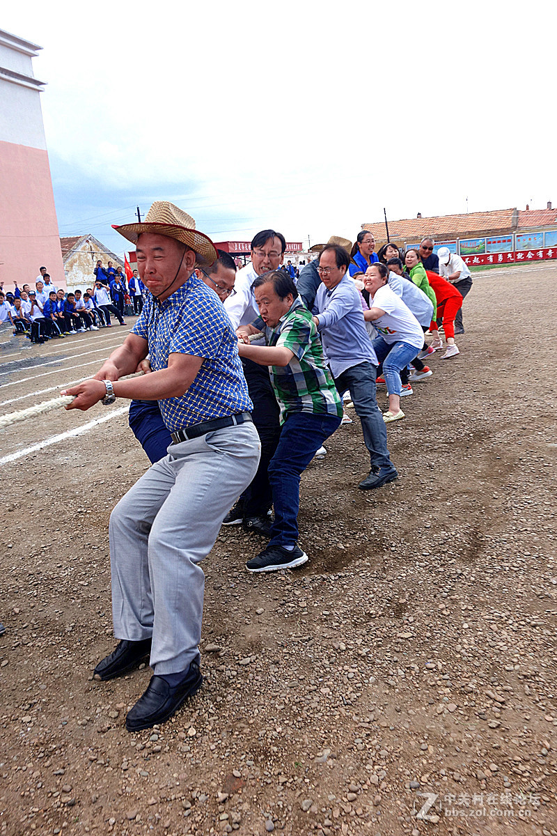 教师风采【南北校教师友谊赛（拔河比赛）】