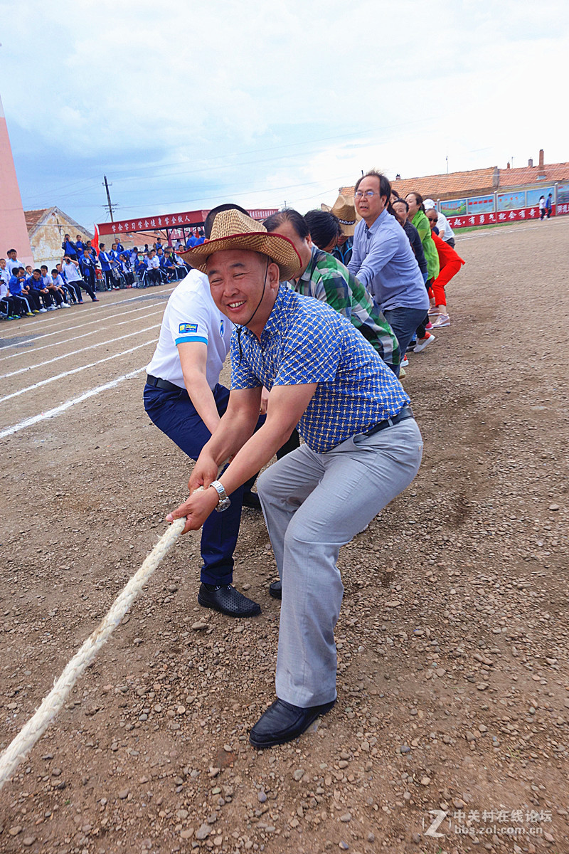 教师风采【南北校教师友谊赛（拔河比赛）】
