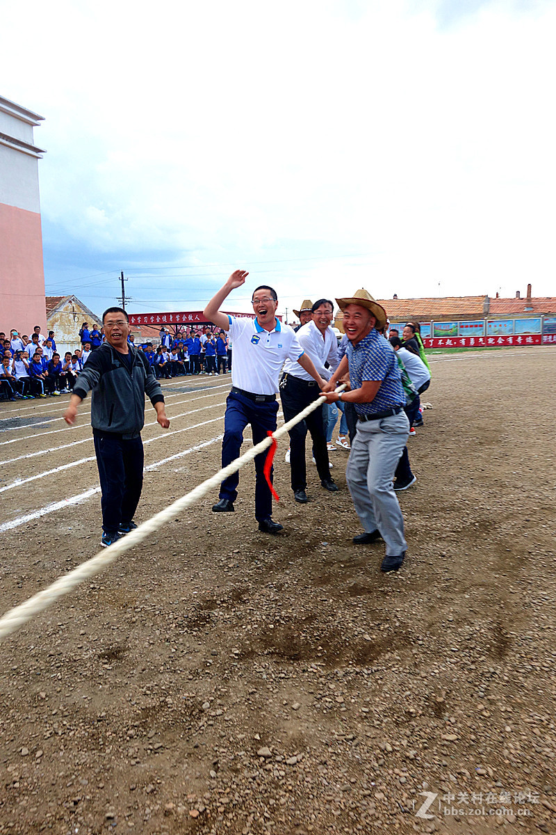 教师风采【南北校教师友谊赛（拔河比赛）】