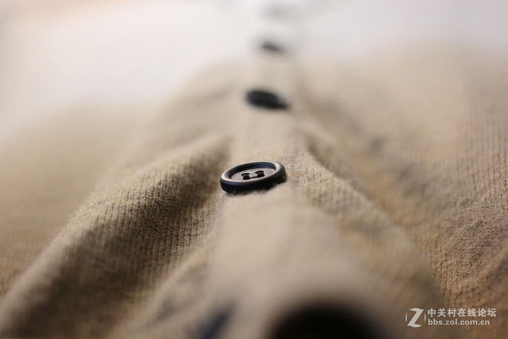 冷光色，高感大光圈下的试镜。