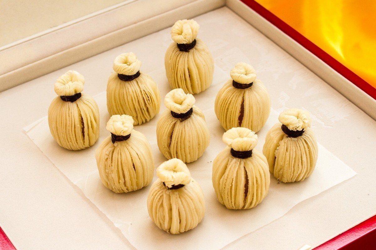 永诺50  1.4    拍面点   （室内自然光）