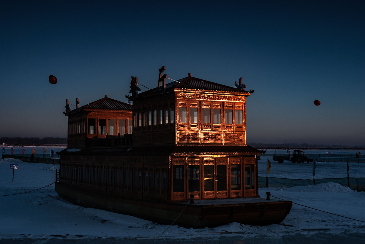 梅里斯冬捕节之风景