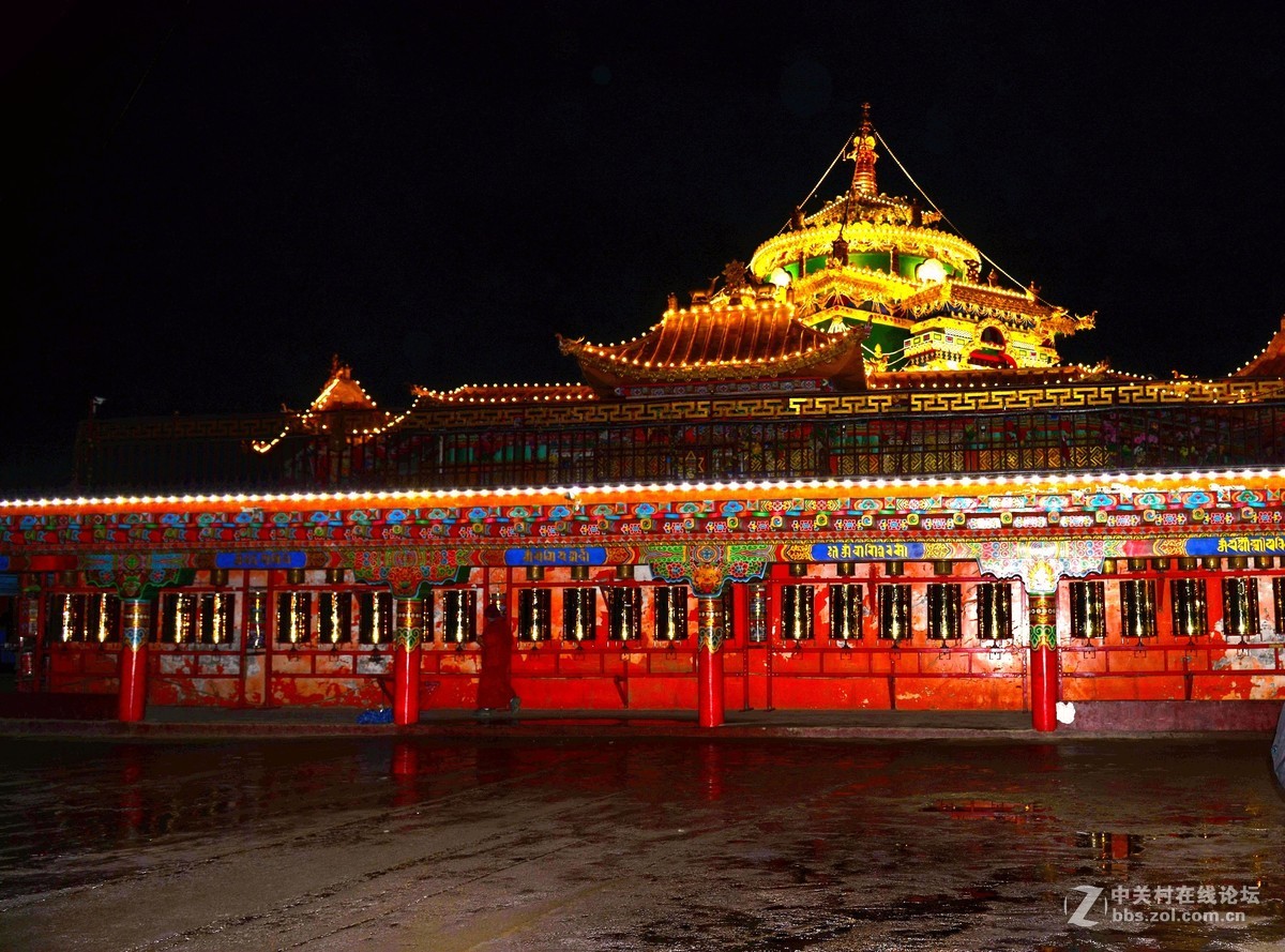 色达---佛明学院夜景
