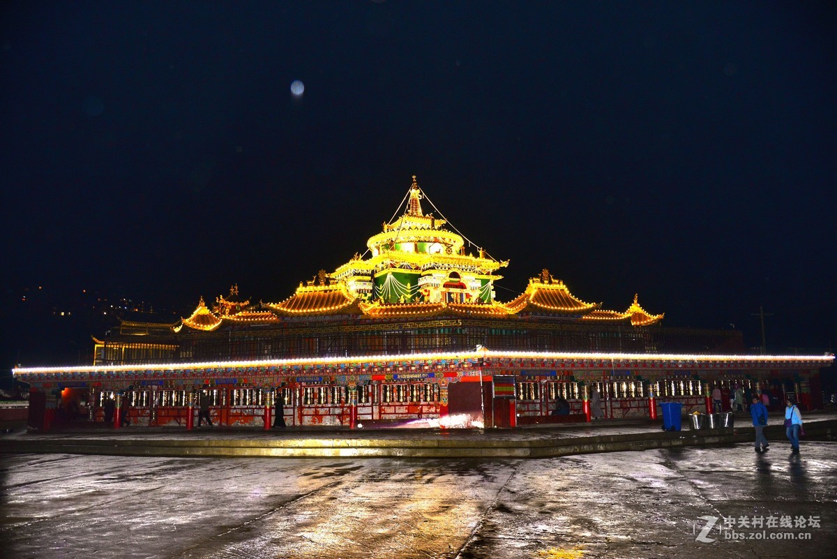 色达---佛明学院夜景