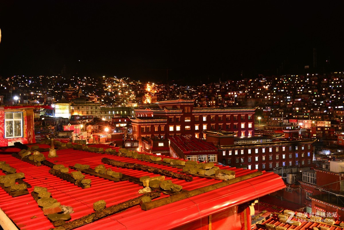 色达---佛明学院夜景